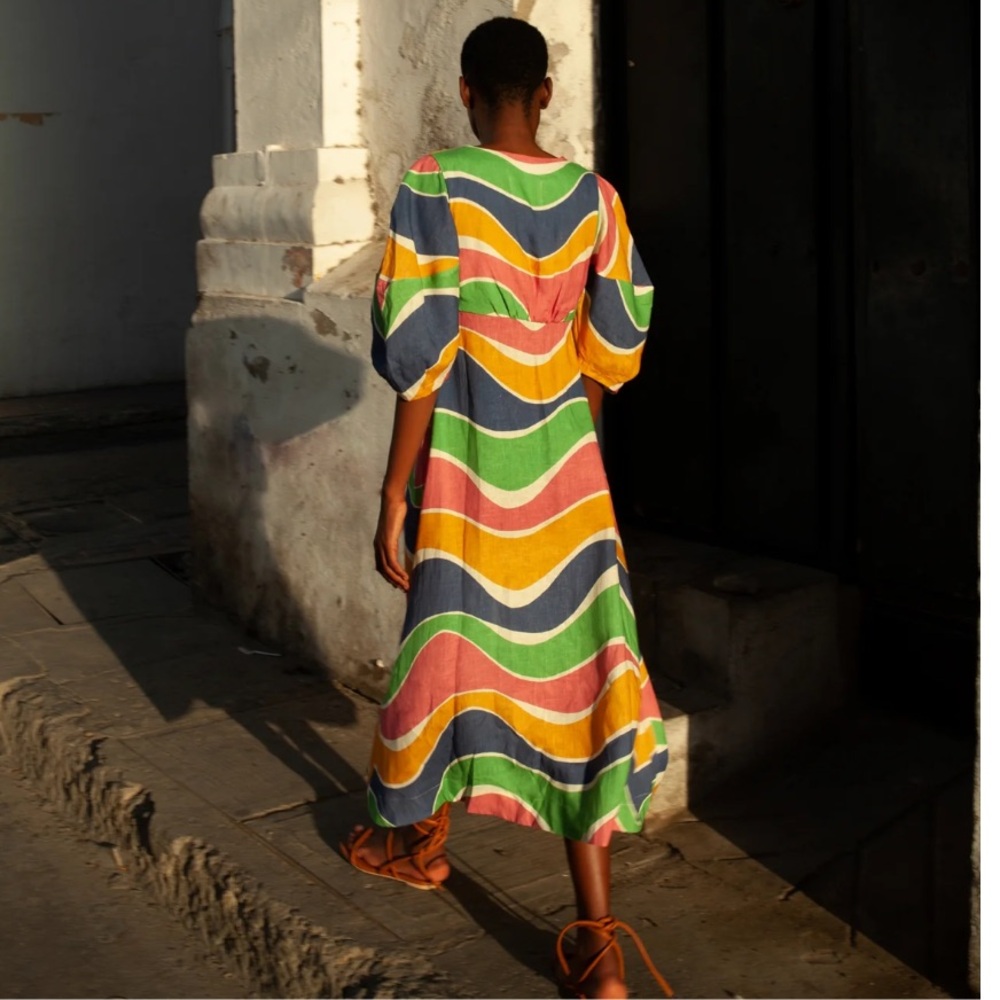 Cala de la Cruz Wave-Print Linen Midi Dress - Picture 4 of 9